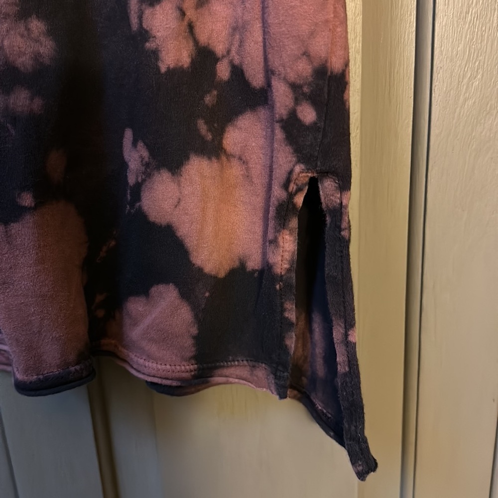 Anthropologie Graphic Tee - Picture 2 of 3